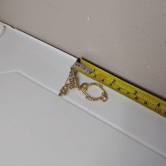 Gold Tone Dangle Brooch With Clear Stones - Picture 7 of 7